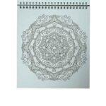 کتاب  رنگ امیزی بزرگسالان 20*22 ماندالا طرح هندی و الهام بخش - تصویر 8